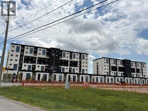 Building Photo - 4300 Laurier Pkwy