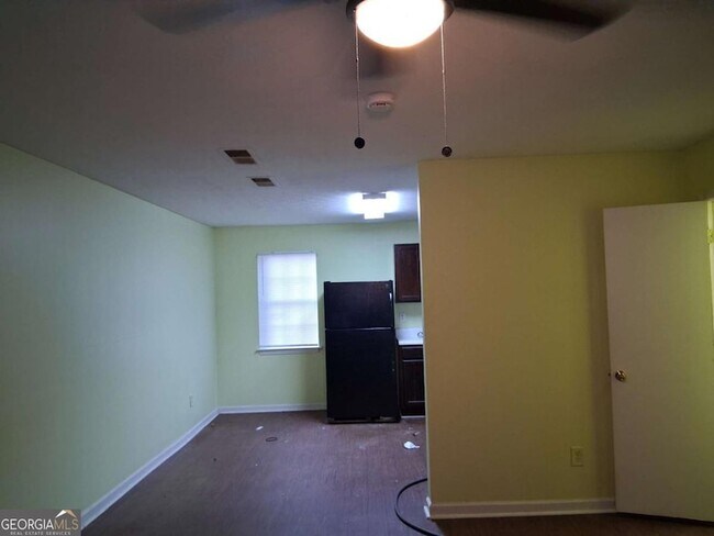 Foto del edificio - 209 E Wilson St