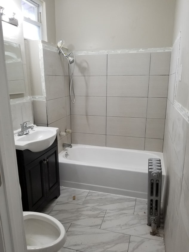 Primary Photo - 86 Fuller Pl