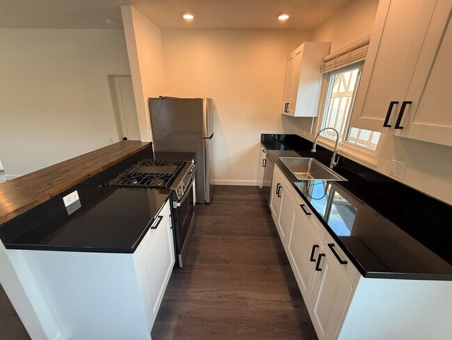 Foto del edificio - Charming 1-Bedroom Apartment in the Heart of Solvang