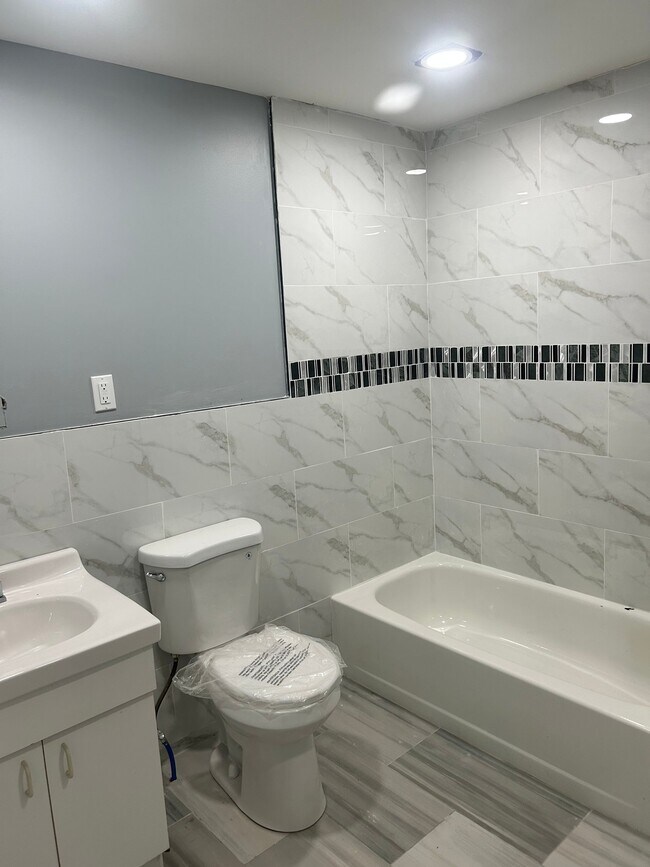 Foto del edificio - 6726 Wyncote Ave