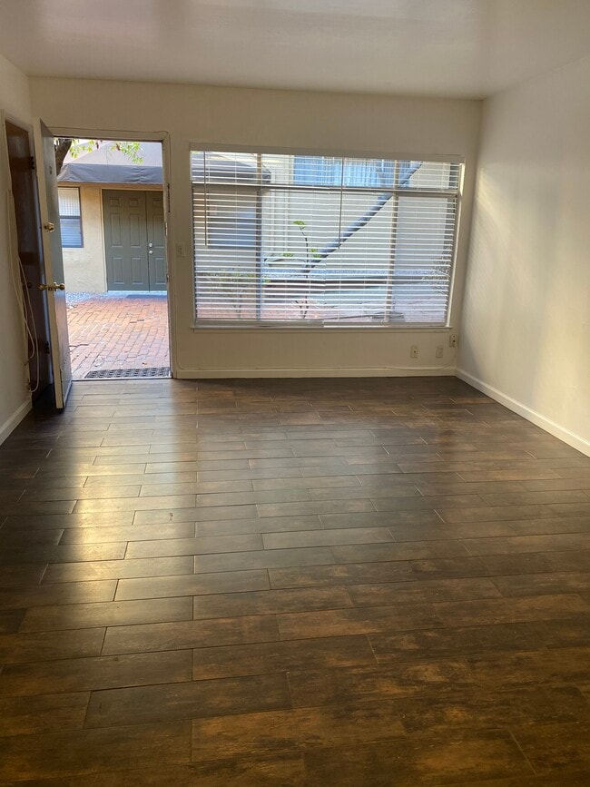 Living Room - 1430 Josephine St