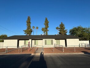 Building Photo - 2323 W Fairmount Ave