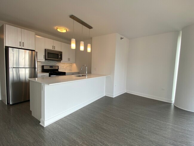 Foto del edificio - 805 S State St