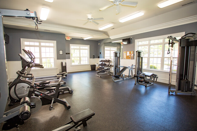 Gimnasio - Legacy Park Apartments