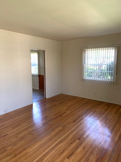 Foto del edificio - 1422 Dixon St