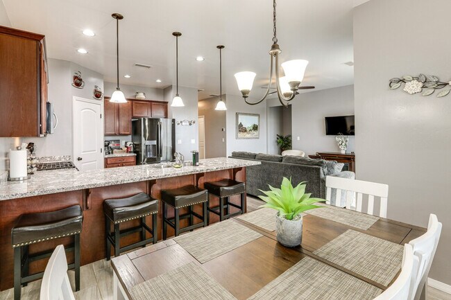 Foto del edificio - 12281 Pegasus Rd