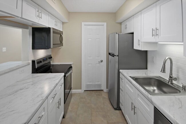 Building Photo - 315 Shirley Ridge Dr