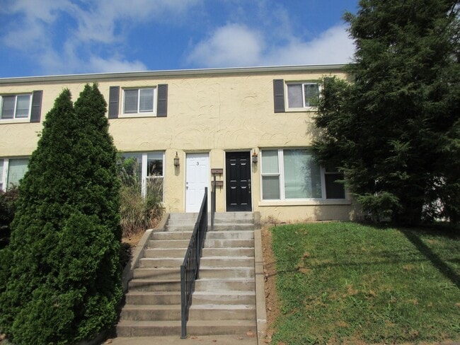Building Photo - 905 26th St