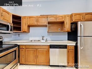 Building Photo - 1530 N Hudson Ave