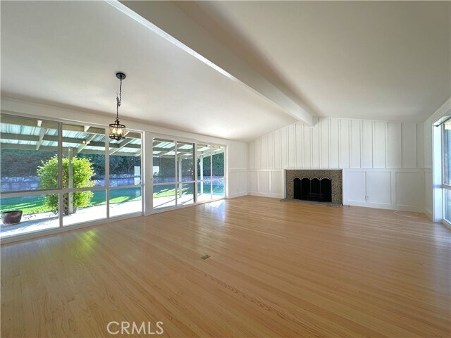 Foto del edificio - 36 Rollingwood Dr
