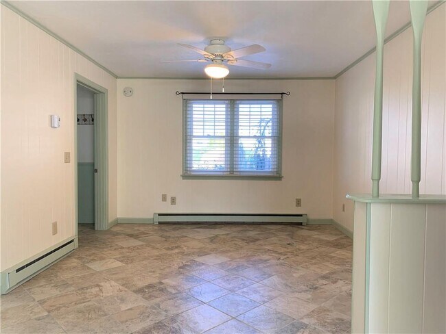 Building Photo - 21 Wright Ln
