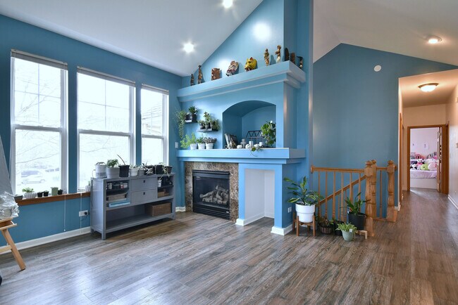 Foto del edificio - 5600 Cloverdale Rd