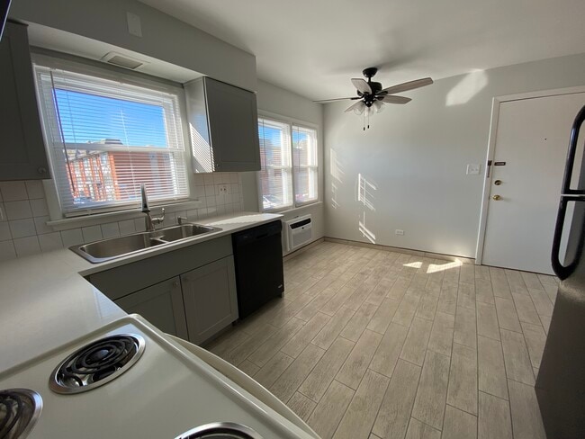 Building Photo - 6148 Willow Creek Dr