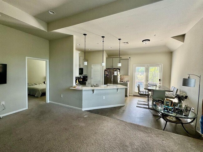 Building Photo - 7305 Conway Dr