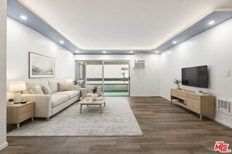 Building Photo - 360 S Euclid Ave