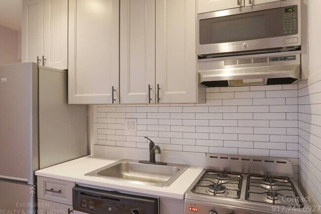 Foto del edificio - 1708 Summerfield St