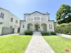 Building Photo - 807 Croft Ave