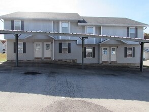 Building Photo - 20320 Skyview Dr