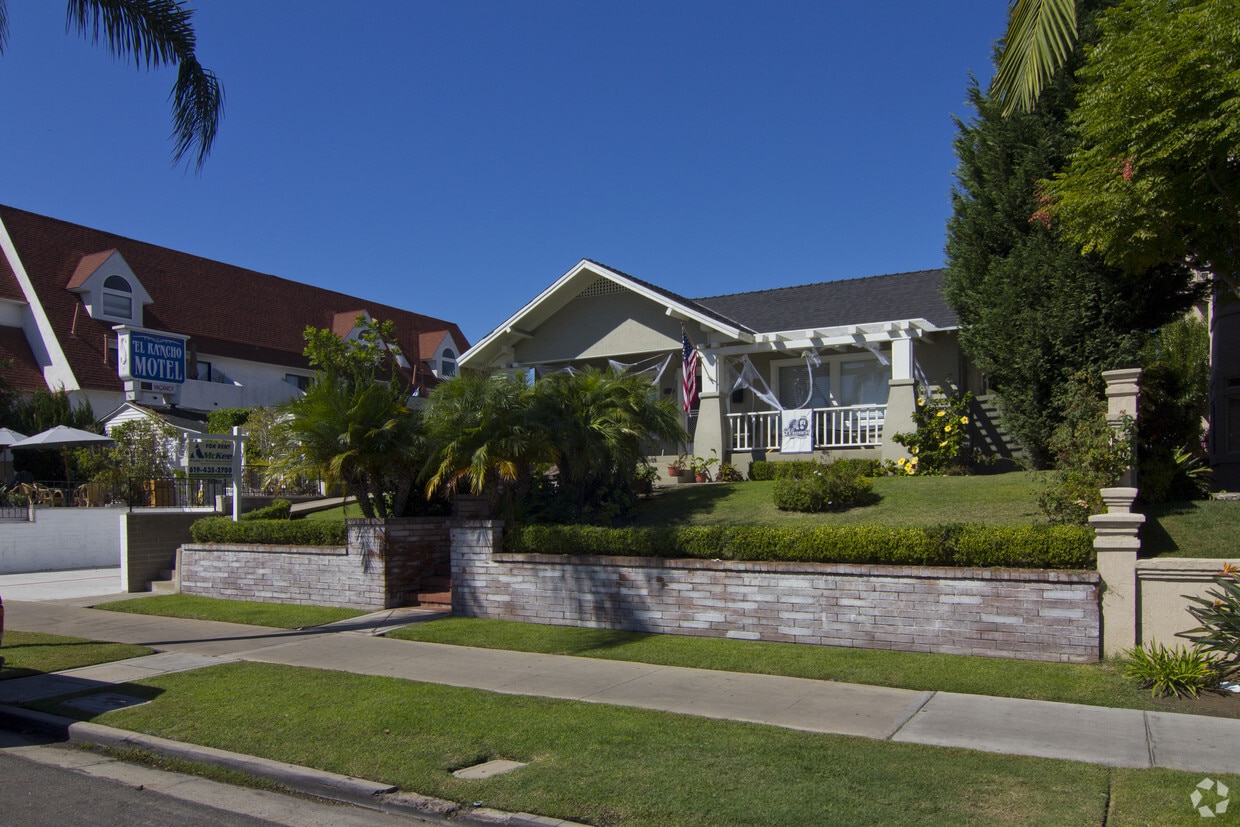 360362 Orange Ave, Coronado, CA 92118 Apartments in Coronado, CA