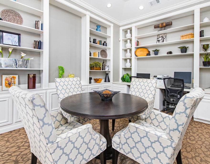 Foto principal - 15350 Park Row Blvd