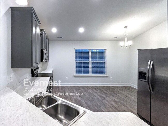 Building Photo - 118 Tybee Dr