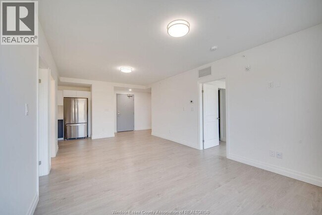 Photo du bâtiment - 3290 Stella Crescent