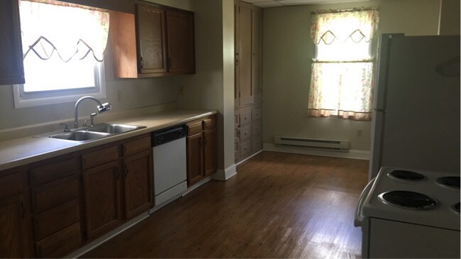 Foto del edificio - 405 W Hallam Ave