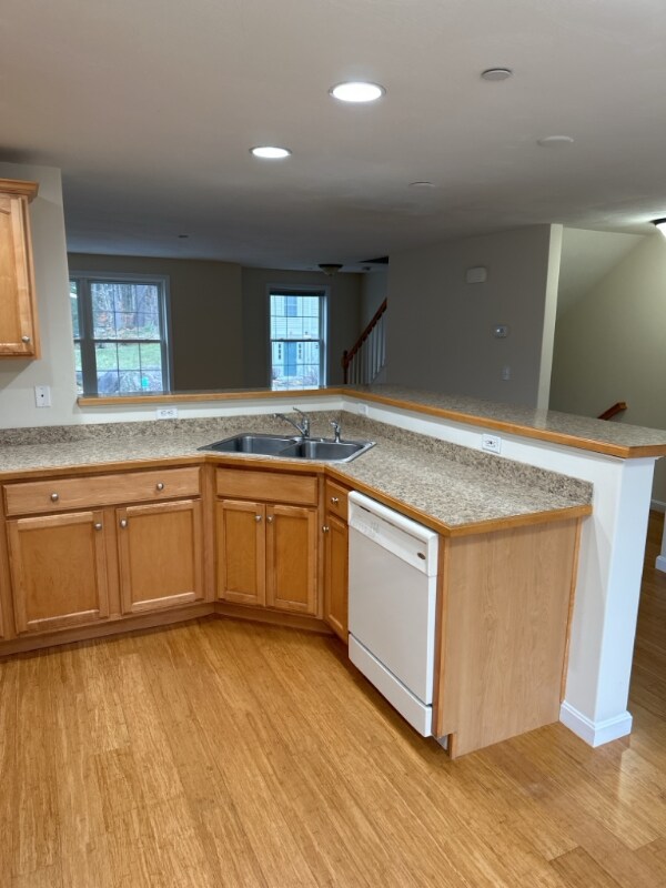 5 Cardigan Ct, Tilton, NH 03276 Townhome Rentals in Tilton NH