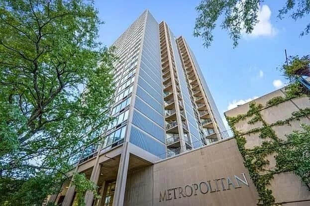 Foto principal - 5320 N Sheridan Rd