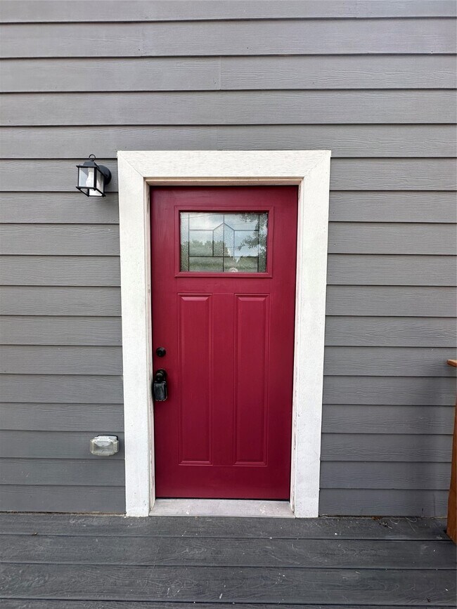 Foto del edificio - 5910 E Houston Rd