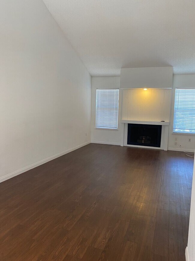 Foto del edificio - Ashe Rd