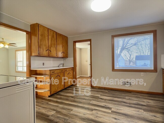 Foto del edificio - 26245 800th Ave