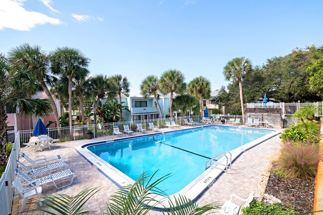 Building Photo - 6300 A1A S