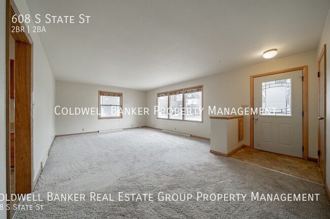 Building Photo - 608 S State St
