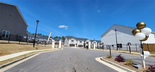 Photo - 1476 Fern Ridge Ln Townhome