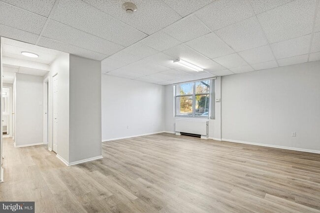 Foto del edificio - 7301 Coventry Ave