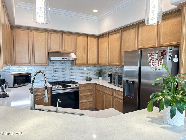 Foto del edificio - 2986 Arbolitos Ln