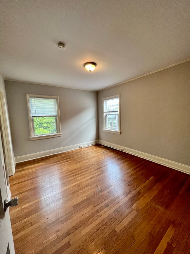 Foto del edificio - 1411 Grove Avenue