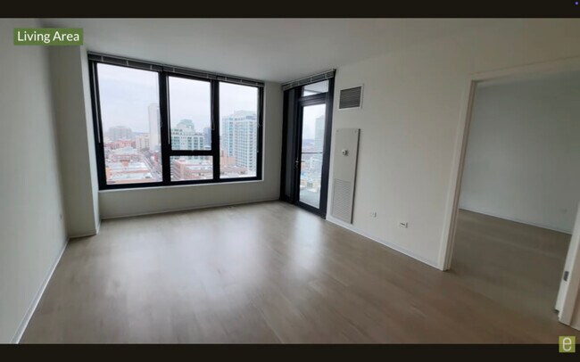 Foto del edificio - 160 W Superior St