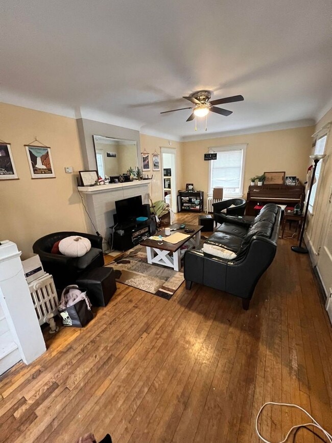 Foto del edificio - 420 W Arrowhead Rd