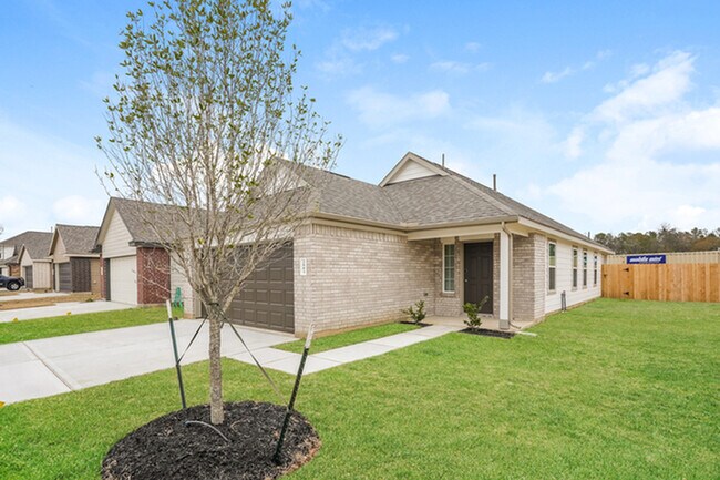 Building Photo - 2883 Briggs Dr