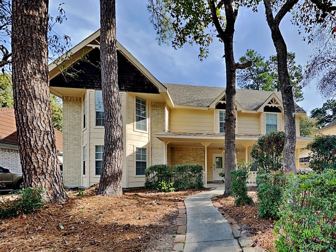 Primary Photo - 3310 Highland Laurels Dr