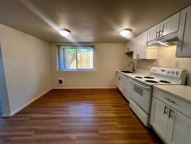 Foto del edificio - Welcome to Luradel Street Apartments – Com...