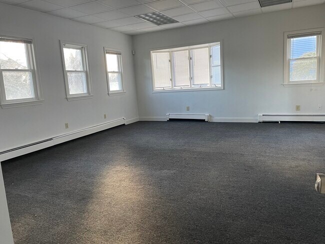 Foto del edificio - 57 Eastern Ave