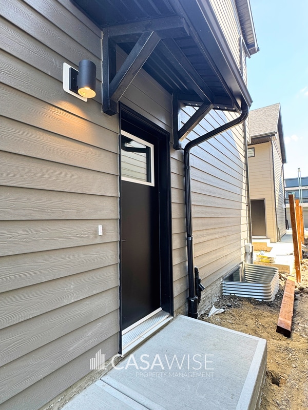 Building Photo - 8027 Cedric Mah Rd