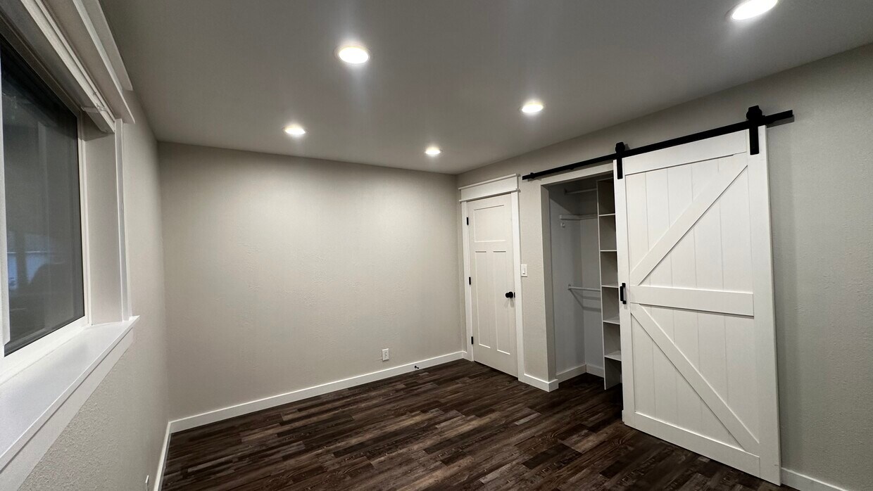 Foto principal - 340 SE 26th Ave