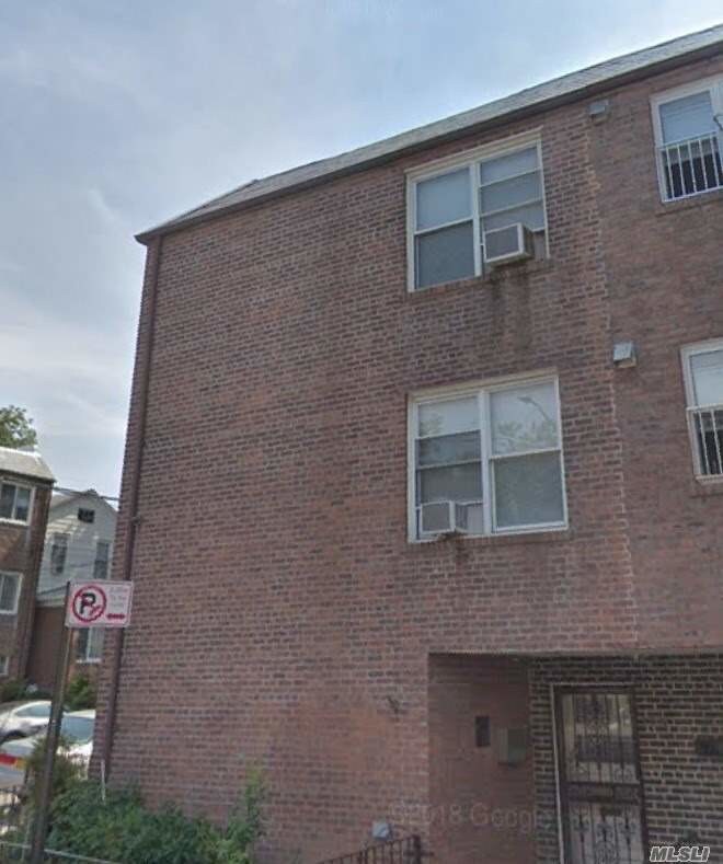 Primary Photo - 52-18 Van Horn St