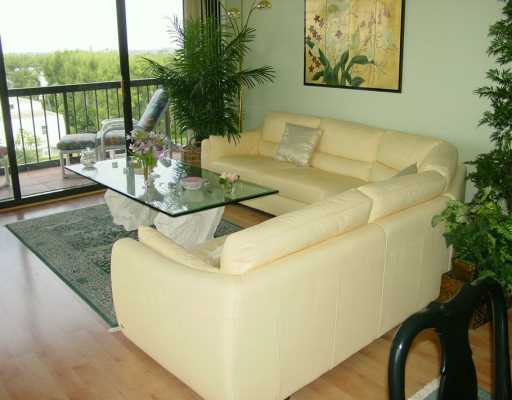 Foto del edificio - 3400 N Ocean Dr
