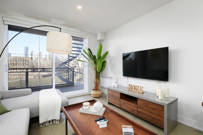 Photo du bâtiment - 2501 Rue Notre-Dame Ouest-SI FL1-ID1602045P